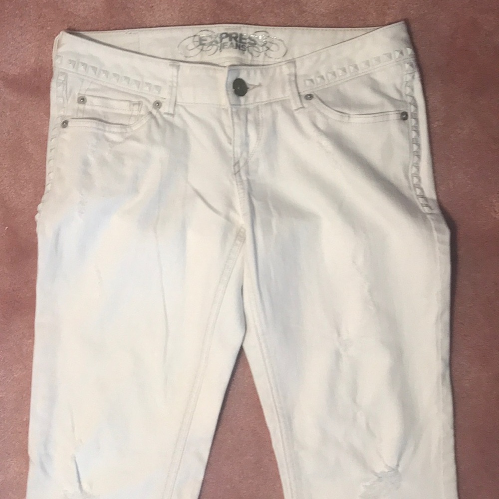 White express jeans size 2 with rhinestones